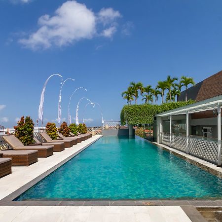 Primebiz Hotel Kuta Кута Екстериор снимка