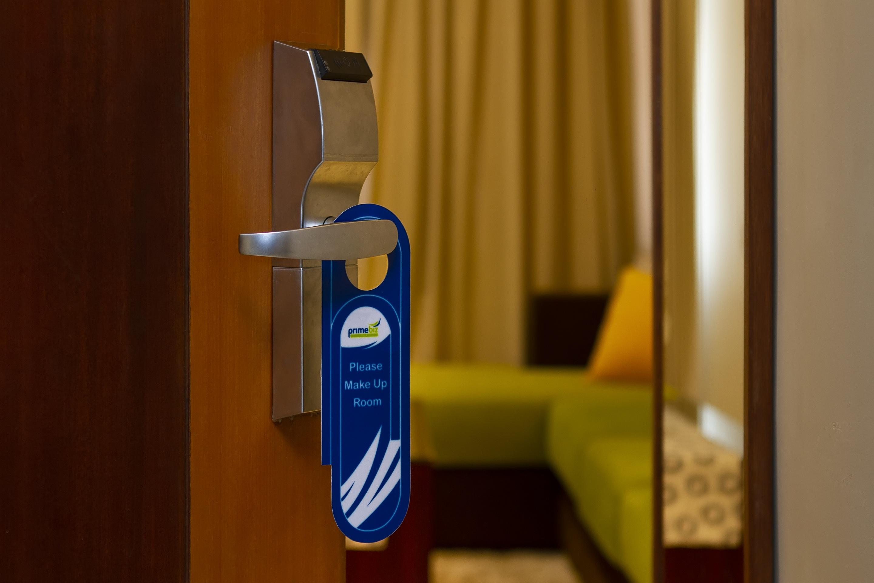 Primebiz Hotel Kuta Кута Екстериор снимка