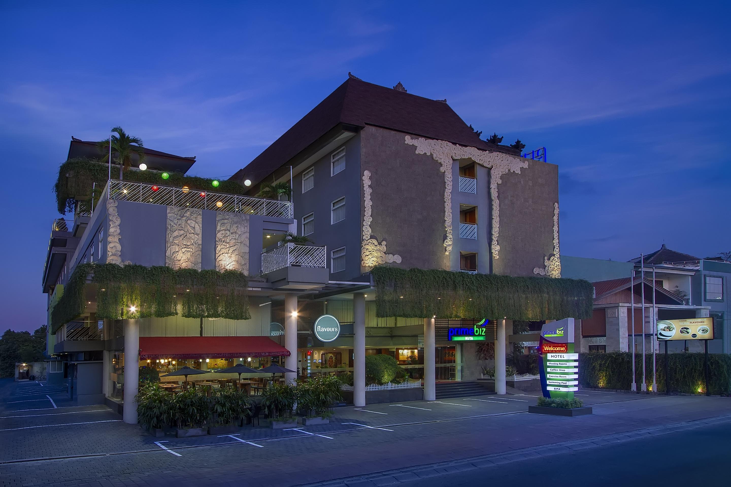 Primebiz Hotel Kuta Кута Екстериор снимка