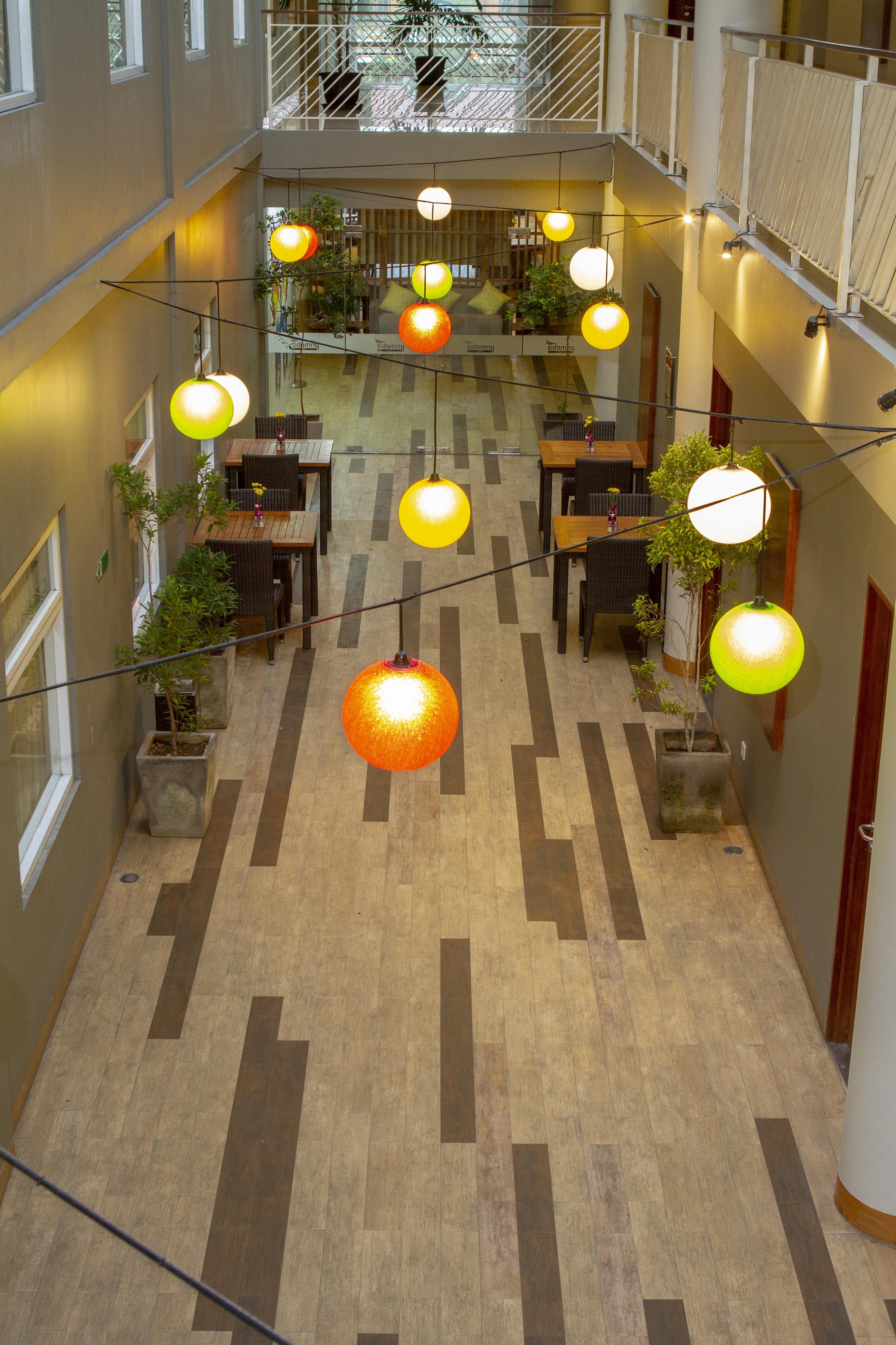Primebiz Hotel Kuta Кута Екстериор снимка